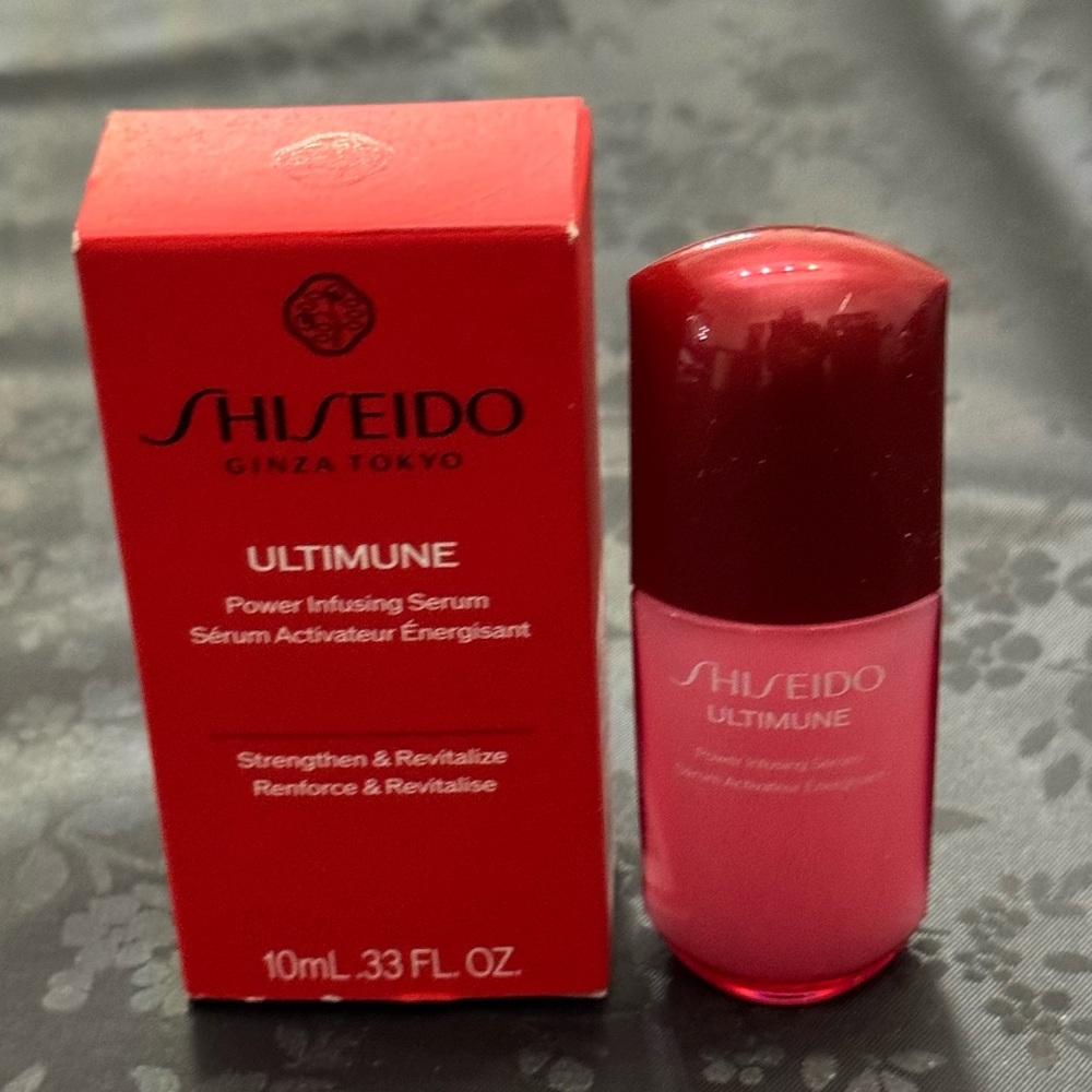 Shiseido Ultimune Power Infusing Serum - Vibrant Red
